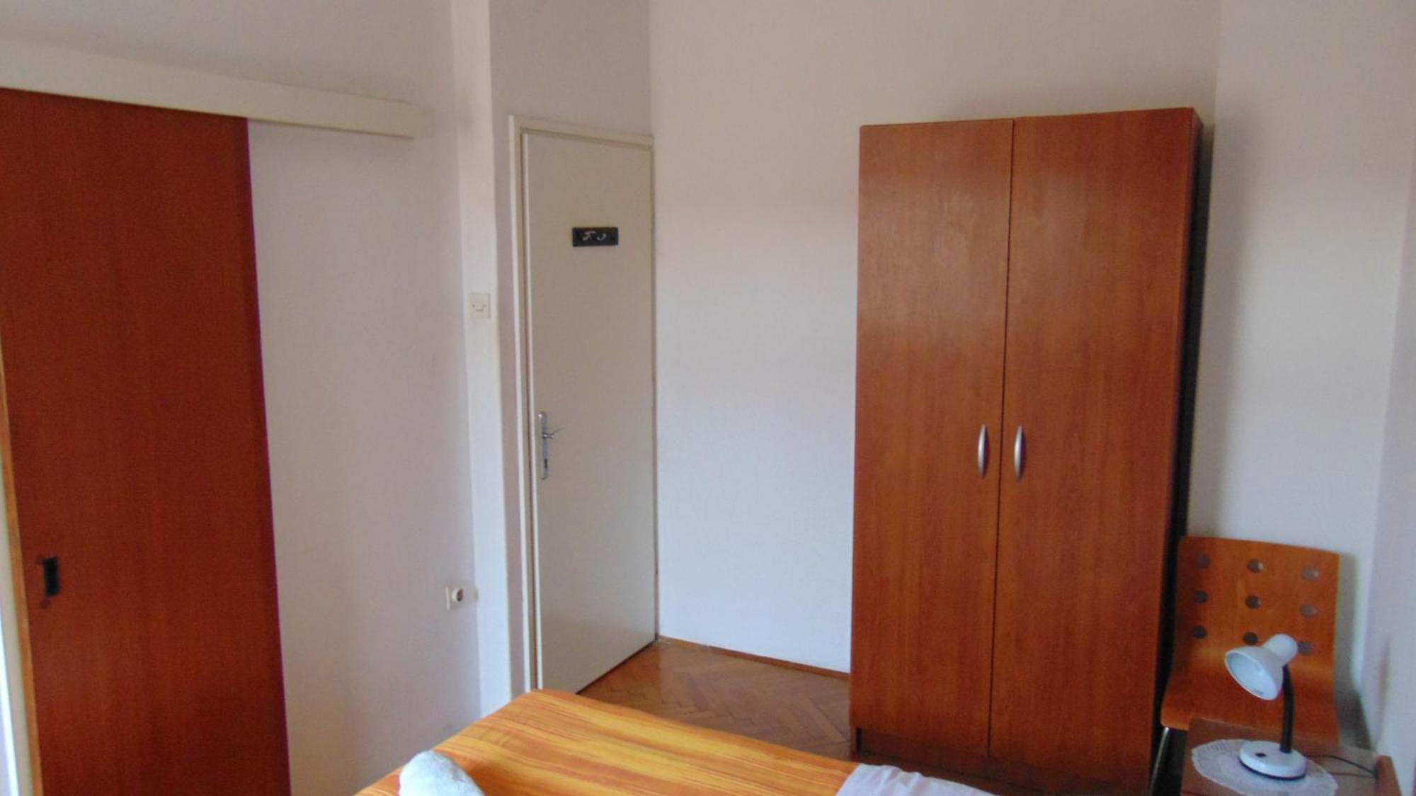Marina Apartment End Rooms Vela Luka Rum bild